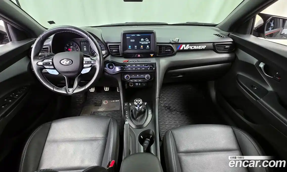 Hyundai Veloster 2020 2.0 Механическая в Москве № 125681, фото 16