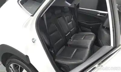 Hyundai Tucson 2019 1.6 Автомат в Москве № 127671, миниатюра 10