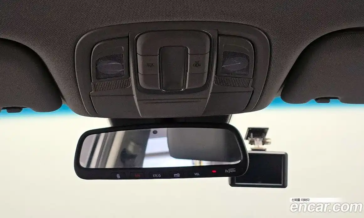 Hyundai Santa Fe 2020 2.0 Автомат в Москве № 130256, фото 10