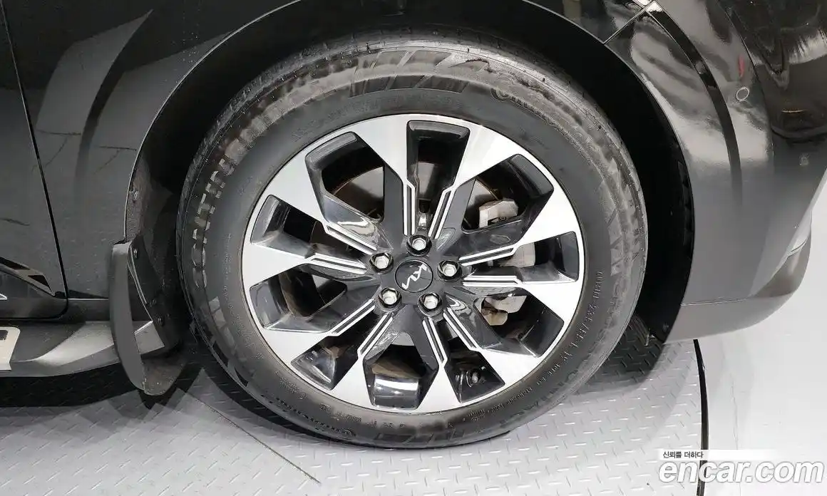 Kia Canival 2023 2.2 Автомат в Москве № 131599, фото 18