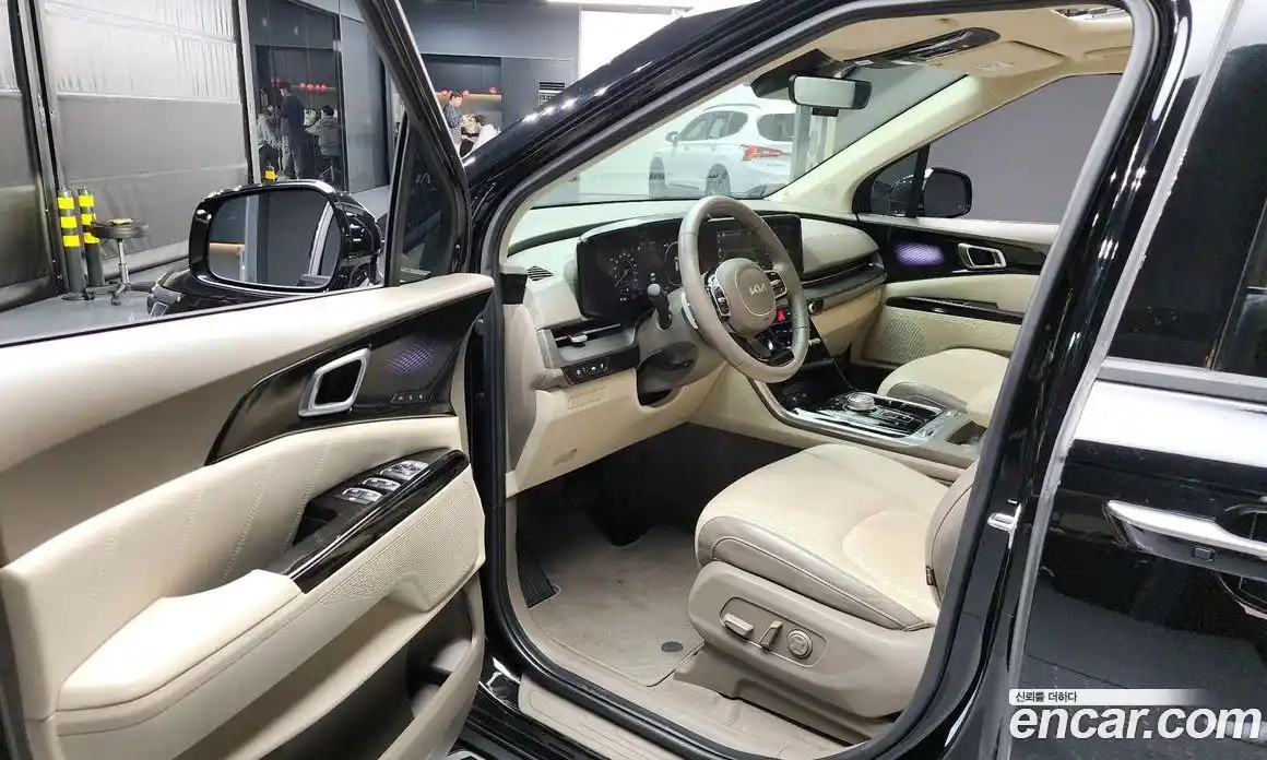 Kia Canival 2023 2.2 Автомат в Москве № 131599, фото 4