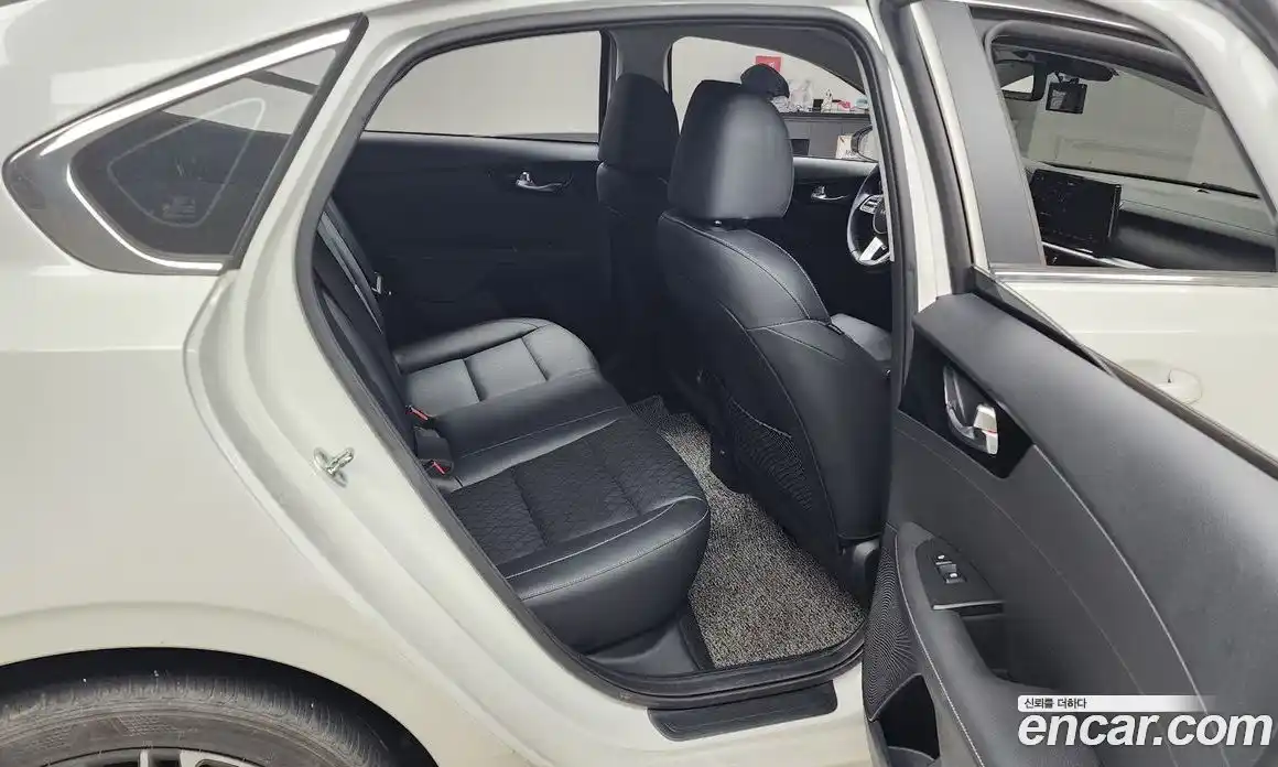 Kia K3 2022 1.6 Автомат в Москве № 133742, фото 18