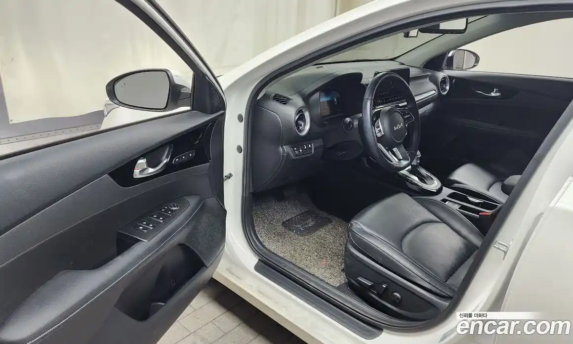 Kia K3 2022 1.6 Автомат в Москве № 133742, фото 6