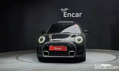 Mini Cooper 2023 2.0 Автомат в Москве № 138590, миниатюра 9