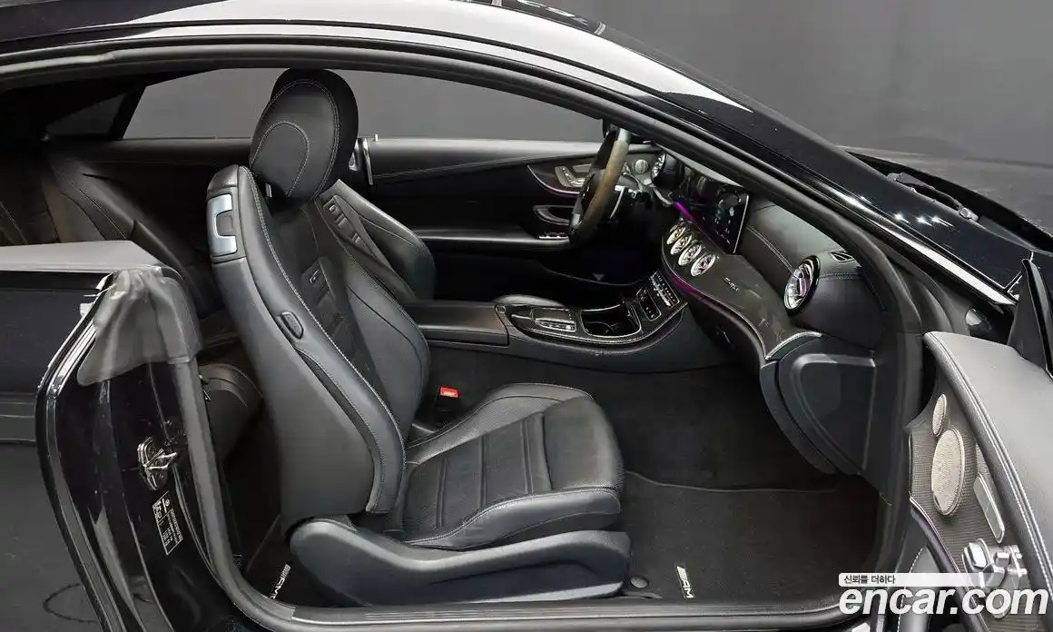 Mercedes-Benz E-Class 2023 3.0 Автомат в Москве № 139175, фото 19