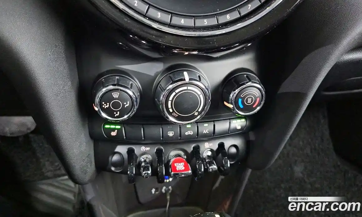 Mini Cooper 2015 1.5 Автомат в Москве № 139368, фото 7