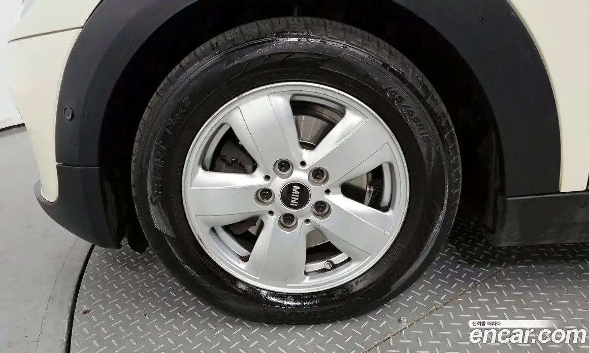 Mini Cooper 2015 1.5 Автомат в Москве № 139368, фото 8