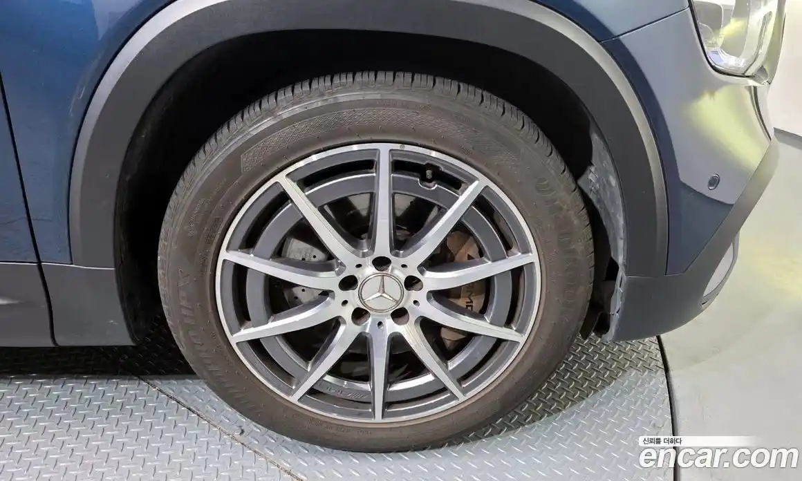 Mercedes-Benz GLB-Class 2022 2.0 Автомат в Москве № 140152, фото 20