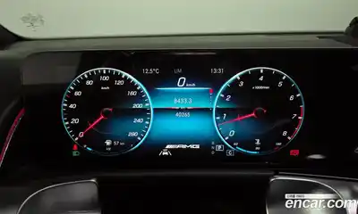 Mercedes-Benz GLB-Class 2022 2.0 Автомат в Москве № 140152, миниатюра 3