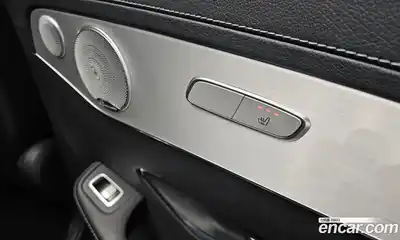Mercedes-Benz GLC-Class 2019 2.0 Автомат в Москве № 142250, миниатюра 4