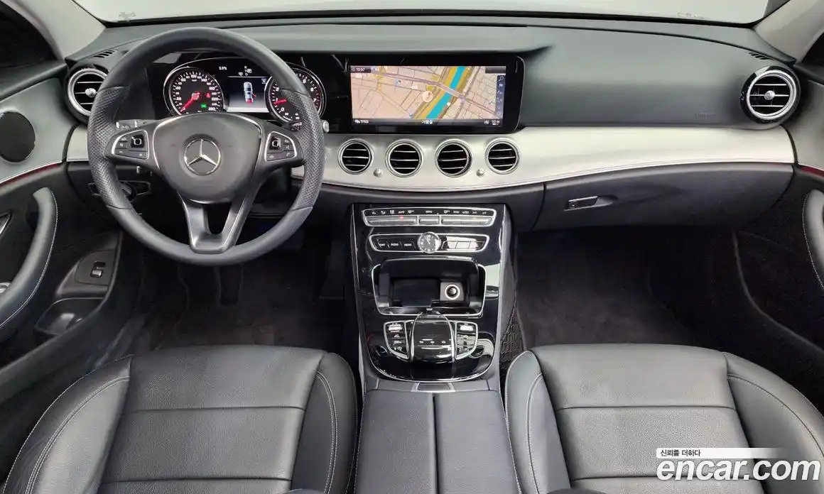 Mercedes-Benz E-Class 2018 2.0 Автомат в Москве № 143067, фото 16