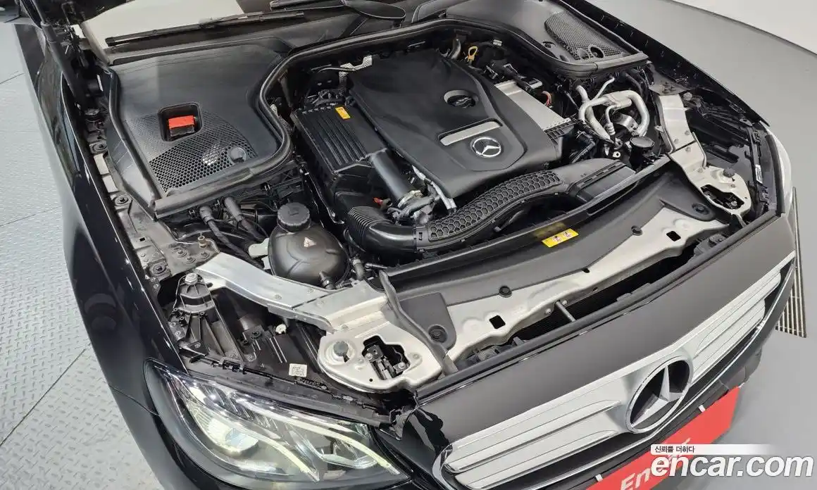 Mercedes-Benz E-Class 2018 2.0 Автомат в Москве № 143067, фото 6