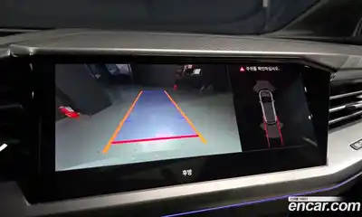 Audi Q4 e-tron 2023 0.2 Автомат в Москве № 153470, миниатюра 2