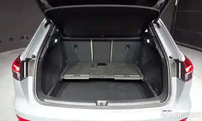 Audi Q4 e-tron 2023 0.2 Автомат в Москве № 153470, миниатюра 4