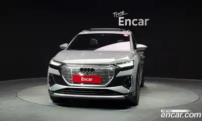 Audi Q4 e-tron 2023 0.2 Автомат в Москве № 153470, миниатюра 9