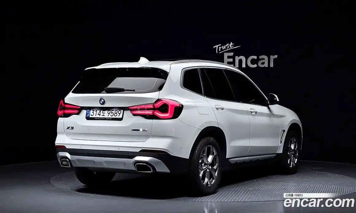 BMW X3 2022 2.0 Автомат в Москве № 156006, фото 1