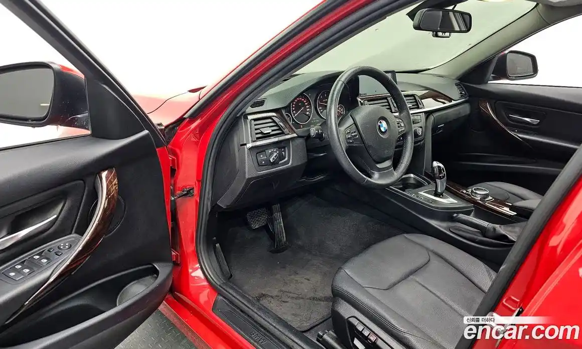 BMW 3-Series 2015 2.0 Автомат в Москве № 157399, фото 14