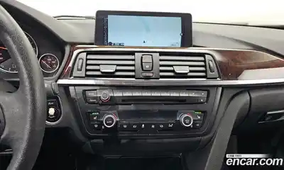 BMW 3-Series 2015 2.0 Автомат в Москве № 157399, миниатюра 2