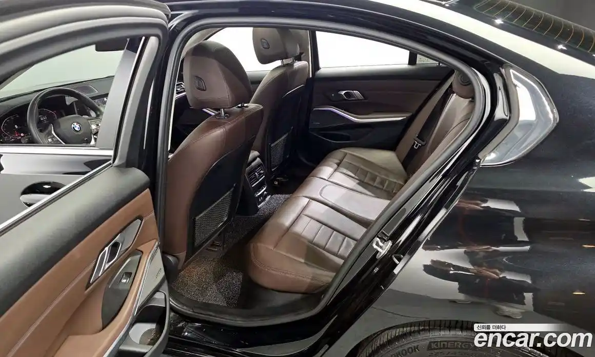 BMW 3-Series 2020 2.0 Автомат в Москве № 157977, фото 14