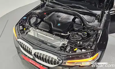 BMW 3-Series 2021 2.0 Автомат в Москве № 158610, миниатюра 3