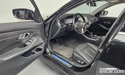 BMW 3-Series 2021 2.0 Автомат в Москве № 158610, миниатюра 8