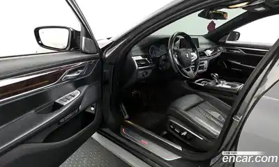BMW 7-Series 2016 4.4 Автомат в Москве № 159490, миниатюра 2