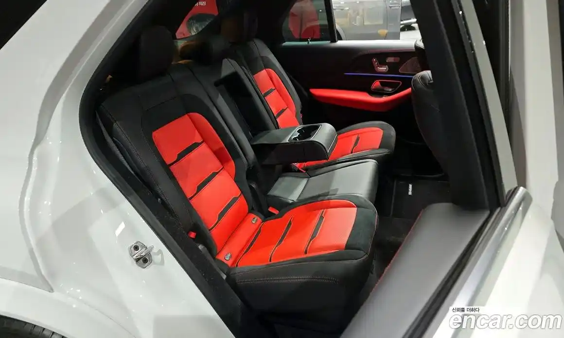 Mercedes-Benz GLE-Class 2025 3.0 Автомат в Москве № 159969, фото 8