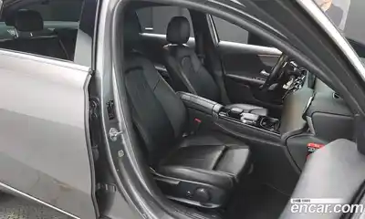 Mercedes-Benz A-Class 2021 2.0 Автомат в Москве № 160540, миниатюра 5