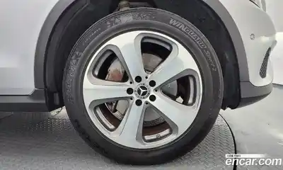 Mercedes-Benz GLC-Class 2019 2.0 Автомат в Москве № 160669, миниатюра 2