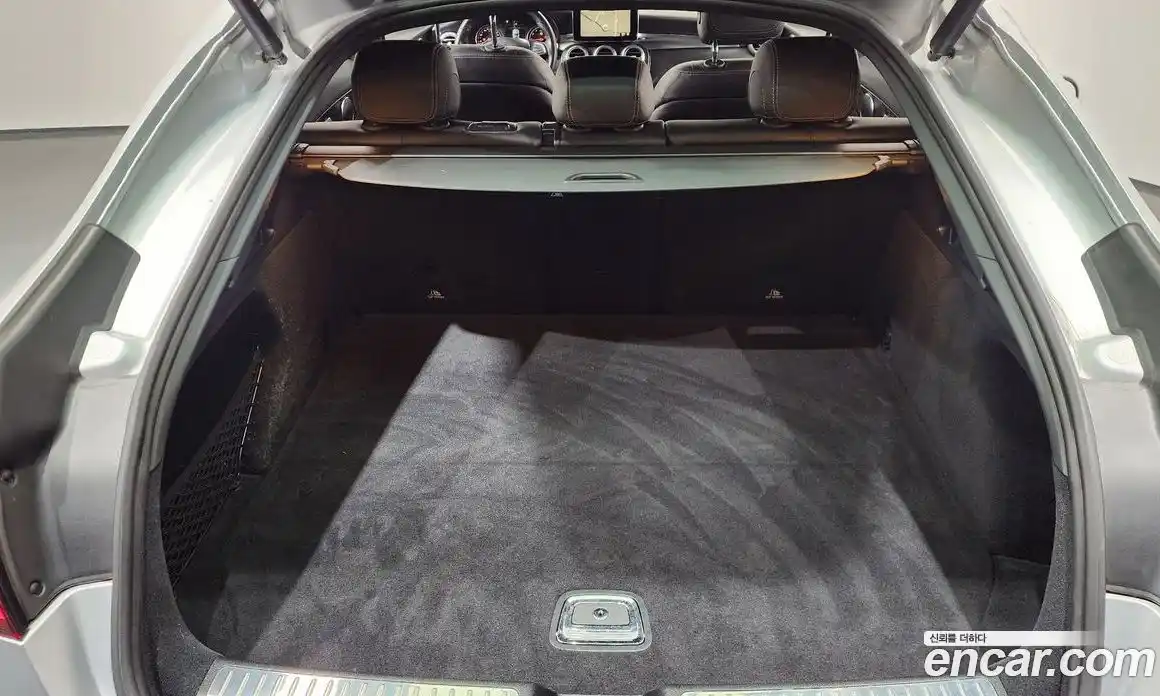 Mercedes-Benz GLC-Class 2019 2.0 Автомат в Москве № 160669, фото 4