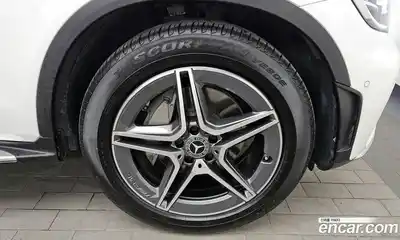 Mercedes-Benz GLC-Class 2023 1.9 Автомат в Москве № 160815, миниатюра 3