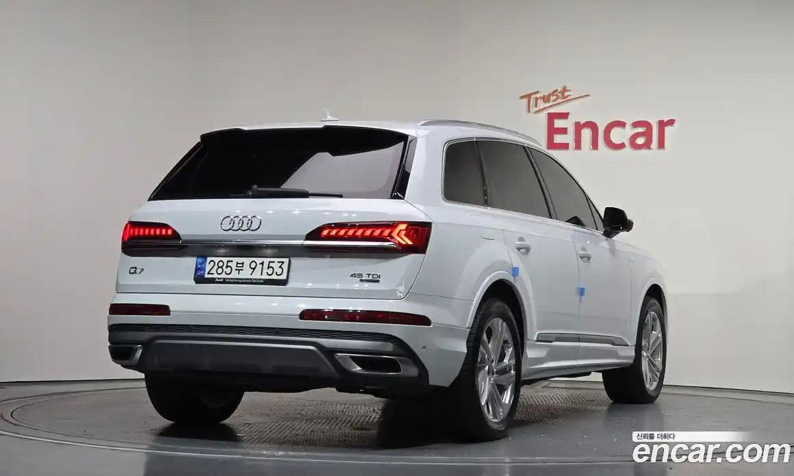 Audi Q7 2022 3.0 Автомат в Москве № 163122, фото 17