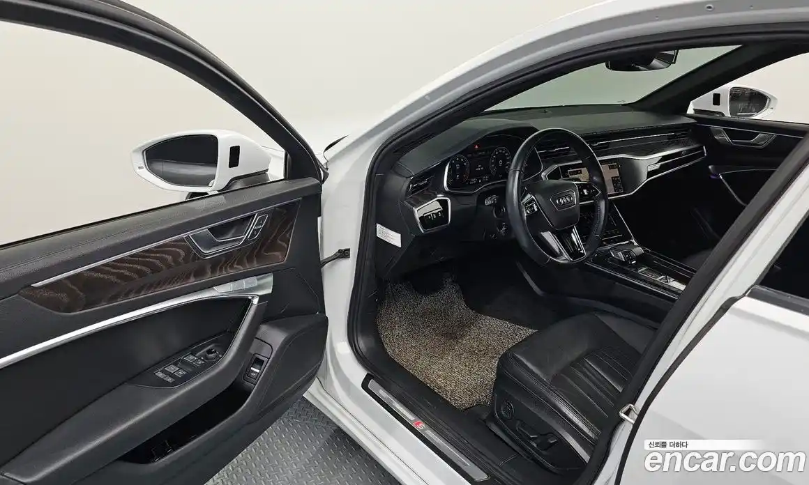 Audi A6 2020 2.0 Автомат в Москве № 163721, фото 10