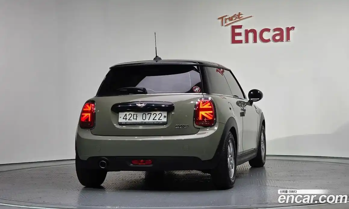 Mini Cooper 2019 1.5 Автомат в Москве № 163805, фото 15