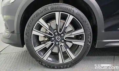 Volvo V60 2022 2.0 Автомат в Москве № 164384, миниатюра 5