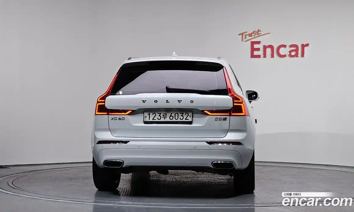 Volvo XC60 2020 2.0 Автомат в Москве № 164627, фото 15