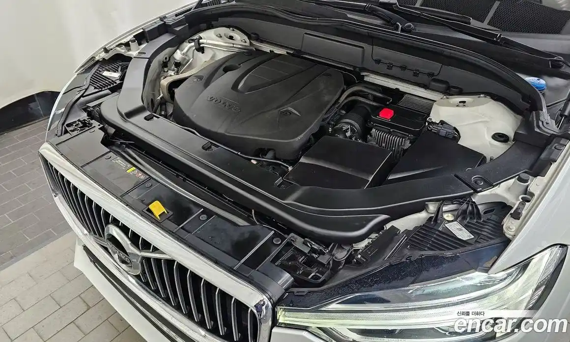 Volvo XC60 2020 2.0 Автомат в Москве № 164627, фото 17