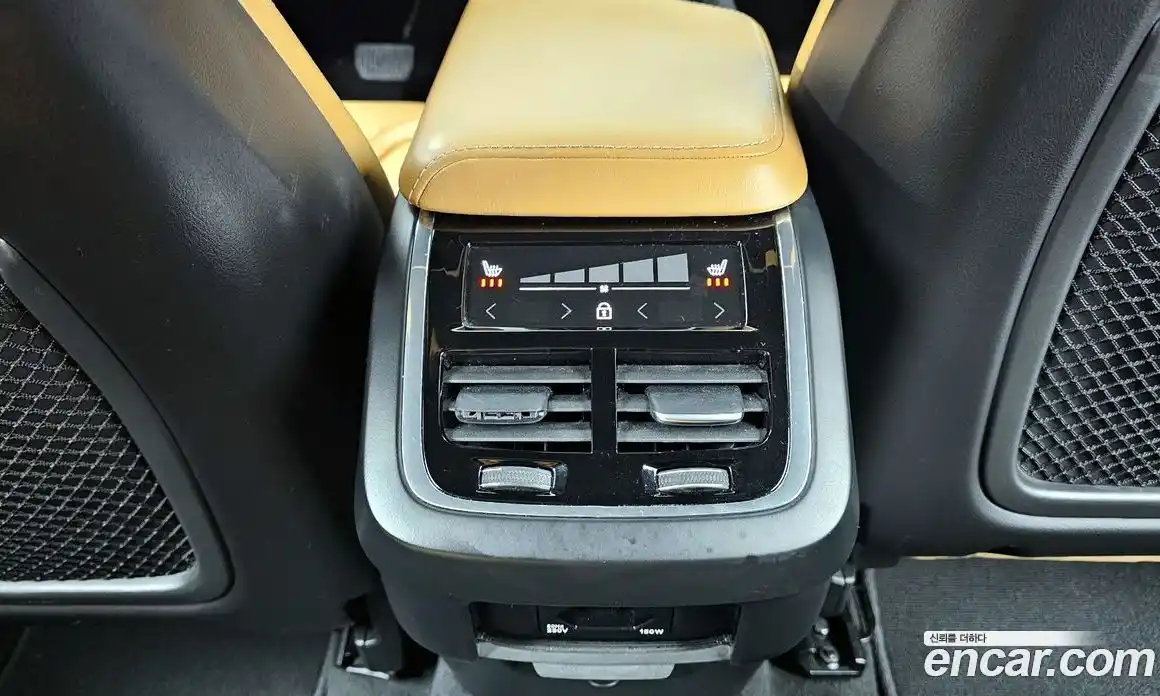 Volvo XC60 2020 2.0 Автомат в Москве № 164627, фото 4