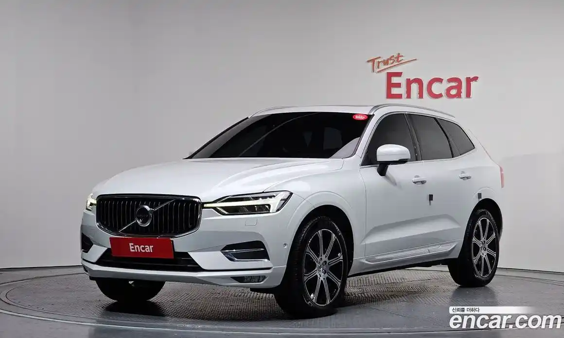 Volvo XC60 2020 2.0 Автомат в Москве № 164627, фото 9