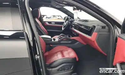 Porsche Cayenne, 2024