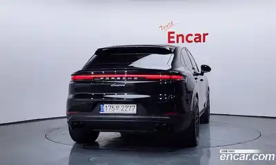 Porsche Cayenne 2024 3.0 Автомат в Москве № 164960, миниатюра 3