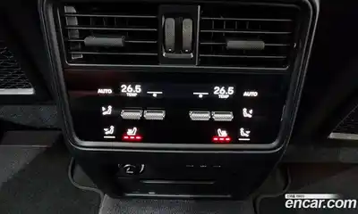 Porsche Cayenne 2024 3.0 Автомат в Москве № 164960, миниатюра 5