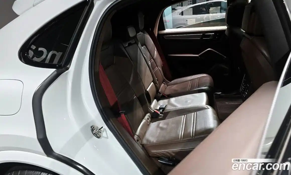 Porsche Cayenne 2020 3.0 Автомат в Москве № 165425, фото 15