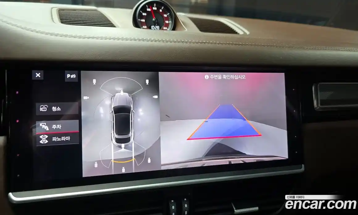 Porsche Cayenne 2020 3.0 Автомат в Москве № 165425, фото 16