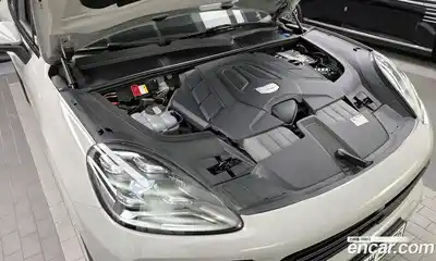 Porsche Cayenne 2022 3.0 Автомат в Москве № 165446, миниатюра 11