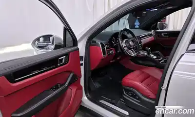 Porsche Cayenne 2022 3.0 Автомат в Москве № 165446, миниатюра 3