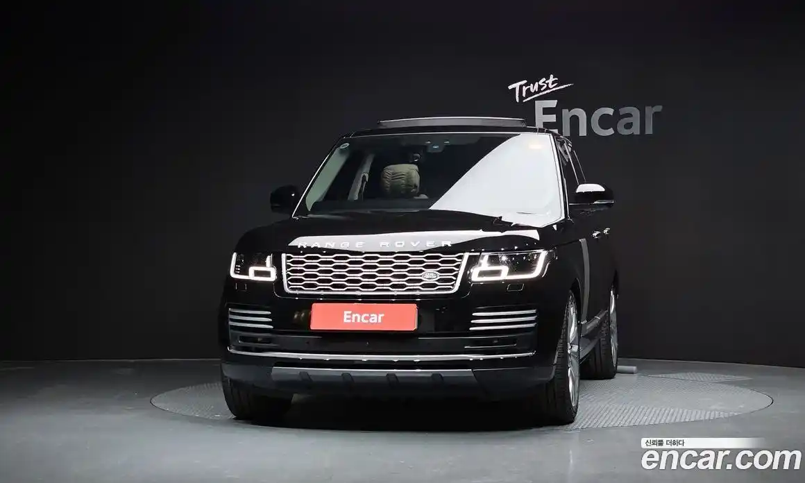 Land Rover Range-Rover 2020 4.4 Автомат в Москве № 166218, фото 3