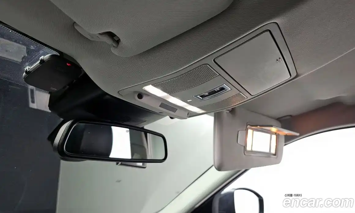 Land Rover Range-Rover Evoque 2018 2.0 Автомат в Москве № 166371, фото 1