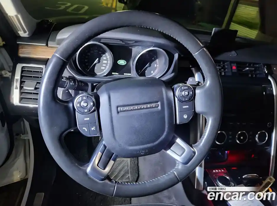 Land Rover Discovery 2017 3.0 Автомат в Москве № 166916, фото 2