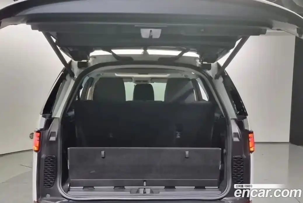 Land Rover Discovery 2017 3.0 Автомат в Москве № 166916, фото 4